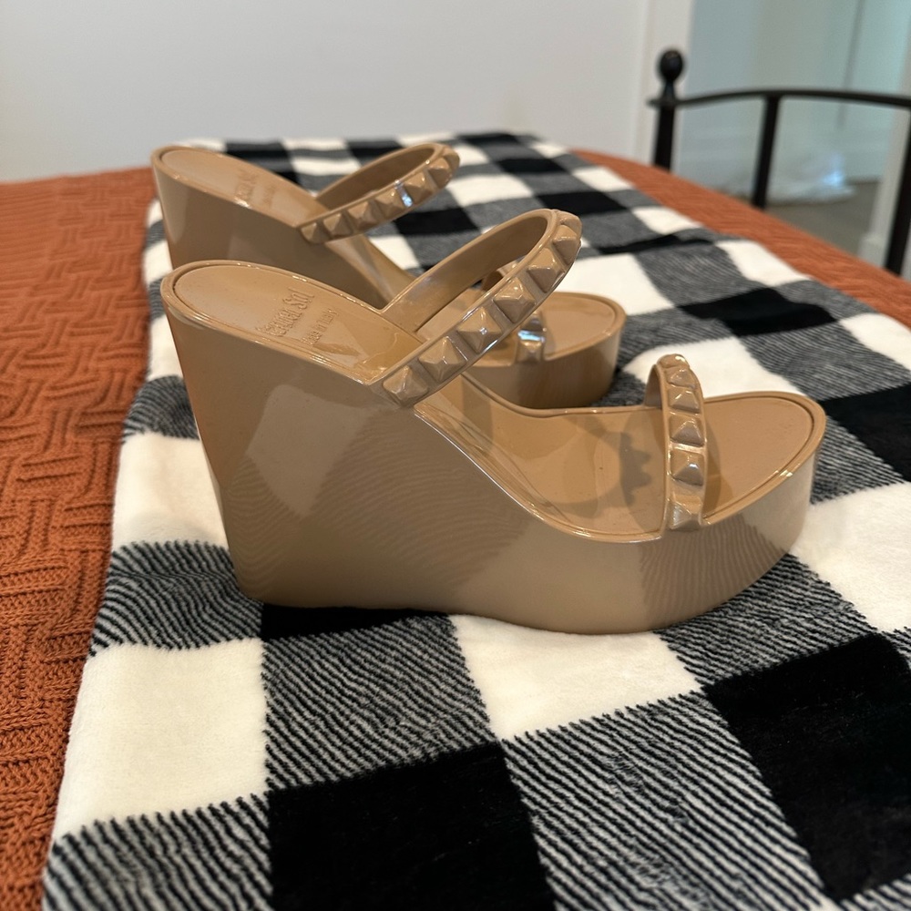 Carmen Sol jelly wedges size 6 /36